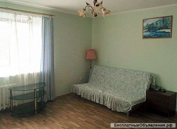Сдаю 1к.кв. ул. Казахская 4/10кирп.44м. ремонт