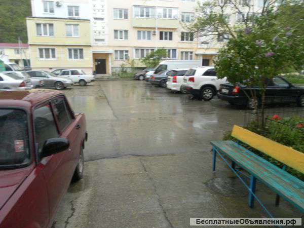 1-а комнатная квартира в Туапсинском районе пгт. Новомихайловский, 30 кв.м., 5/5.