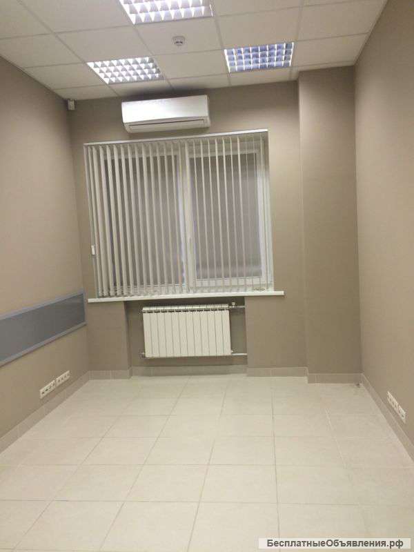 Офисное помещение в аренду 15,4 кв.м.