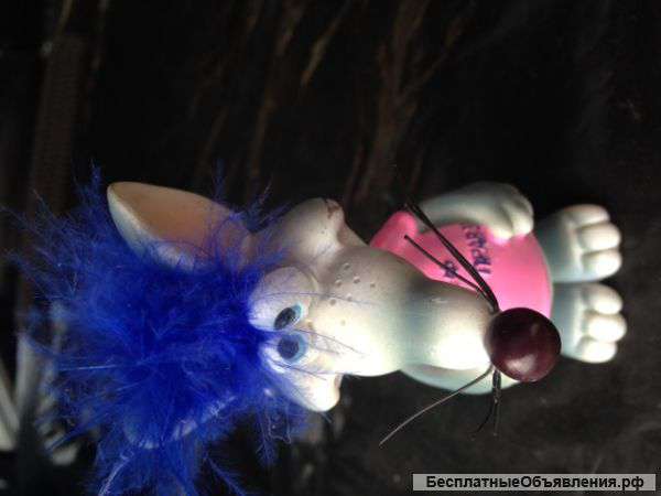 Предлагаю Сувенирные мышки в подарочной