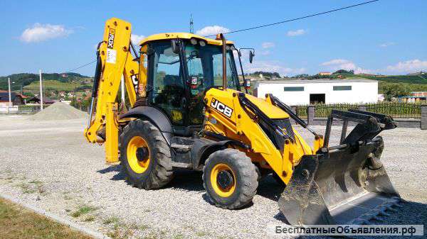 Экскаватор-погрузчик