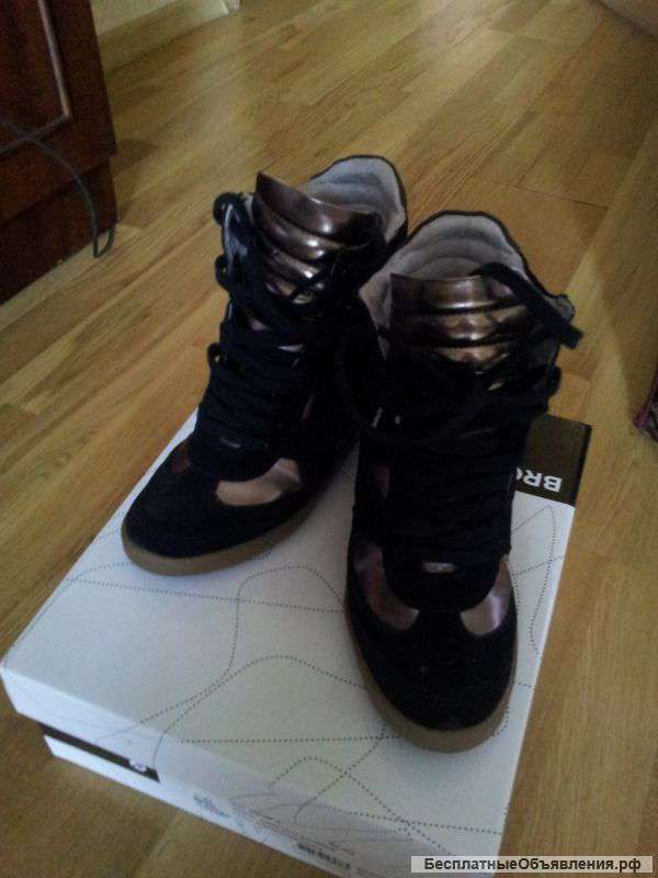 Новые кеды Bronx