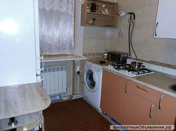Сдаю 2к.кв. пр. Ленина 1/3кирп. 40м. ремонт