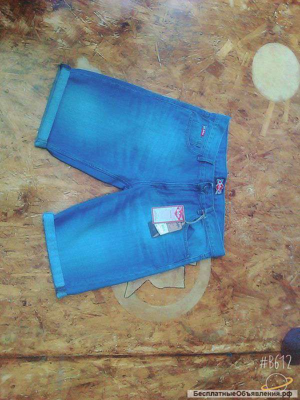 Джинсовые шорты