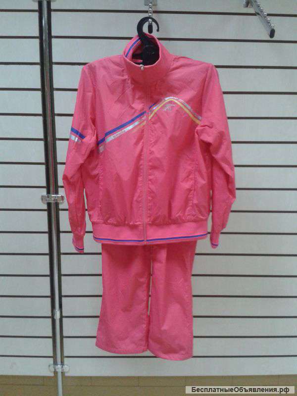 Спортивные костюмы женские