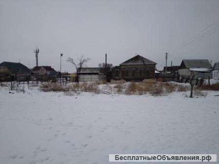 Участок и половина дома