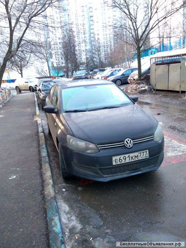 Фольксваген Поло 2013 г 1,6 автомат