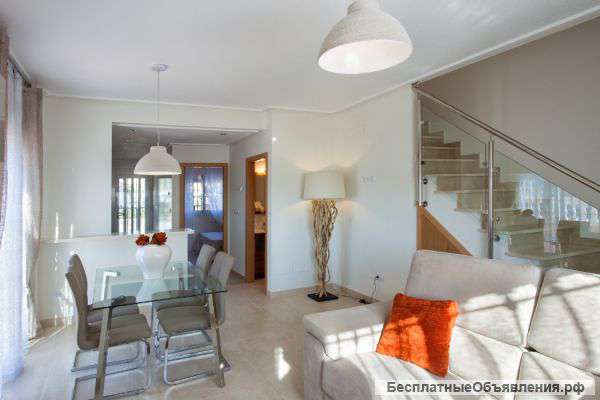 Бунгало общей площадью 70 кв.м., вблизи моря, Orihuela Costa, Испания