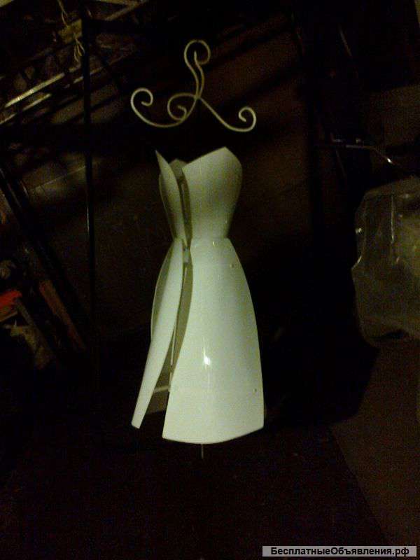 Креативная динамическая рекламная конструкция