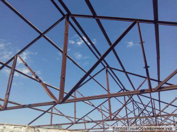 Металлоконструкцию фермы и уголок