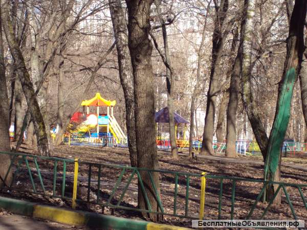 Сдам 2 квартиру рядом с метро