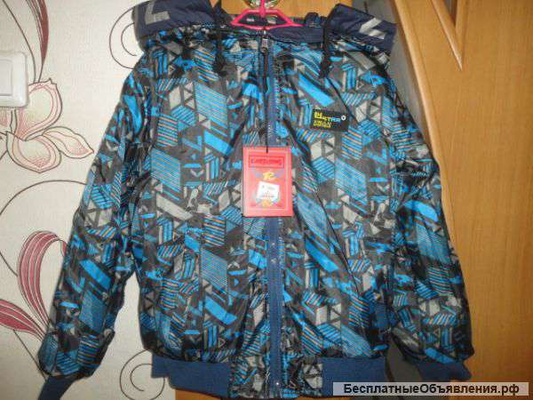 Курточка ветровка двухсторонняя новая на 3 – 4 года