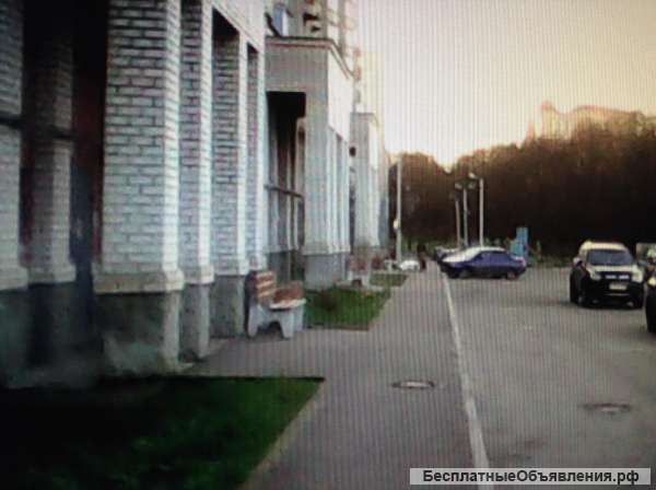 Пл.Ленина- 1 кв. 45 квм