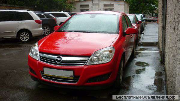 Opel Astra H sedan 1,6 MT