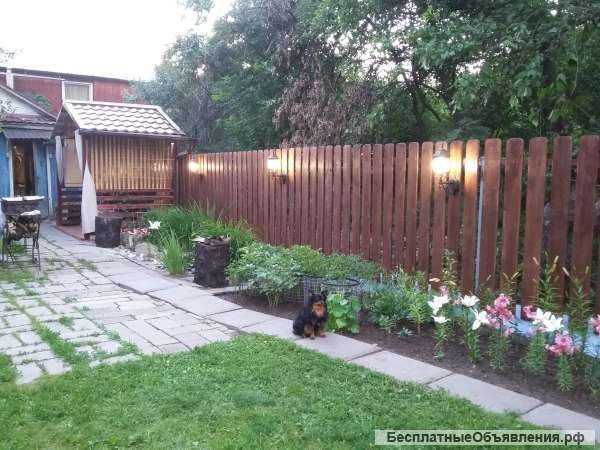 Земельный участок с домом в Москве