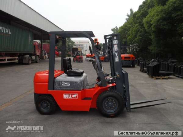Вилочный погрузчик BULL FD25JE