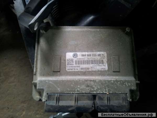 Блок управления двигателем на Skoda Octavia (A5 1Z-) 2004-2013 (Шкода Октавиа А5) 06A906033