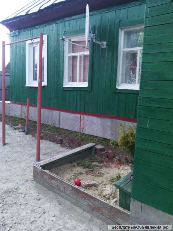 Частный дом с участком