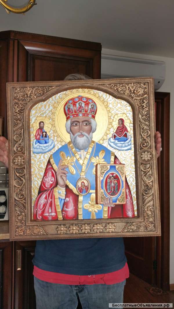 Икона из массива дуба
