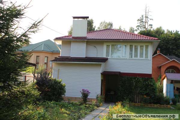 Жилой дом с участком