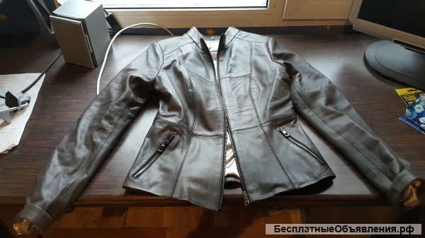 Кожаная куртка из лайковой кожи размер XS