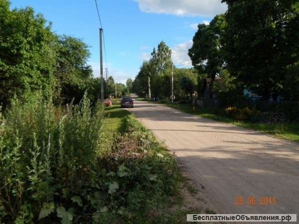 Участок 25сот., ИЖС, в деревне Александровка, коммуникации все