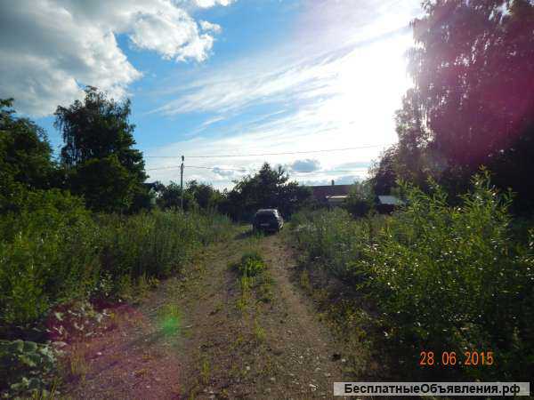 Участок 25сот., ИЖС, в деревне Александровка, коммуникации все