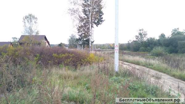 Участок 54 соток, ЛПХ, в д. Соколово, с коммуникациями