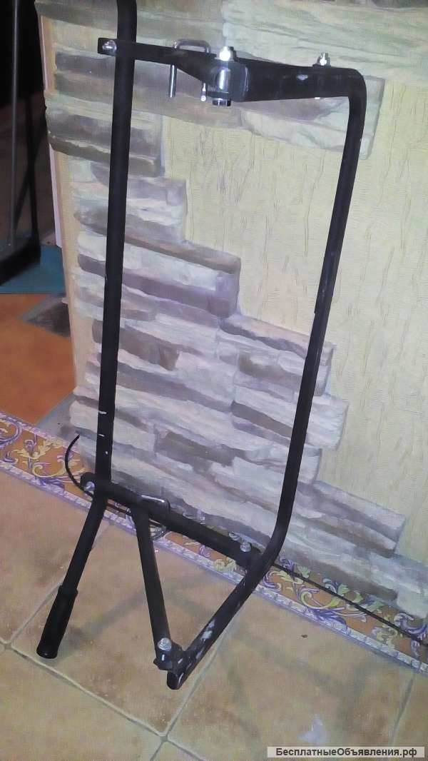 Турник настенный