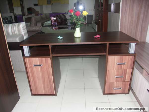 Письменные и компьютерные столики