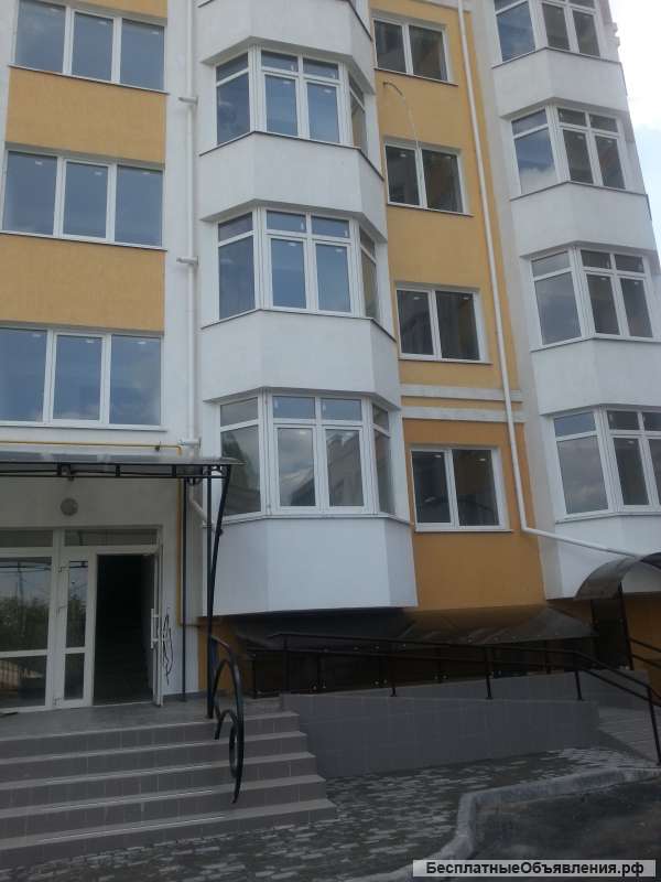 3 к.квартиру-новостройку с ремонтом в Симферополе.