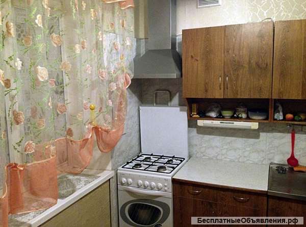 Сдаю 3к. кв. ул. Текучева 9/10кирп. 62м. ремонт