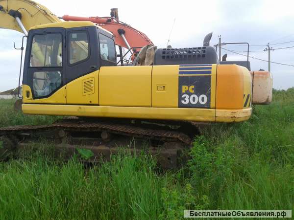 Экскаватор KomatsuPC300-7