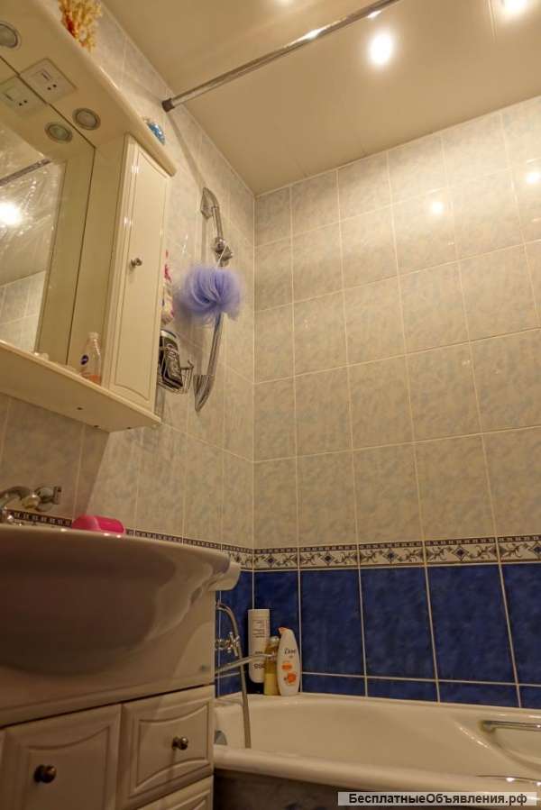 2к квартиру, с отличным ремонтом, возможно, с мебелью и техникой