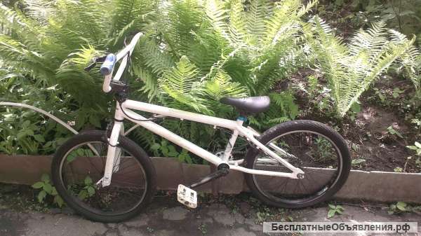НARO 100.3 (BMX) трюковый велосипед