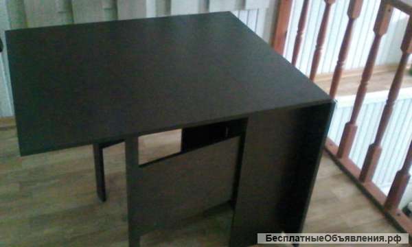 Стол книжка