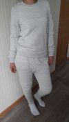 Футболки, спортивные брюки, и др. трикотажные изделия.