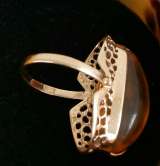 Кольцо-перстень с янтарем золото 585 винтаж