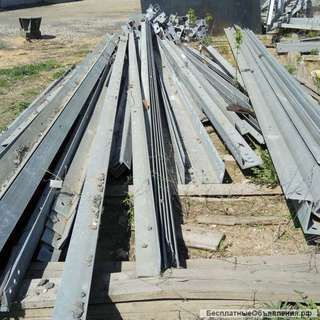 Уголок 200 100 140. Оцинкованный, лежалый.