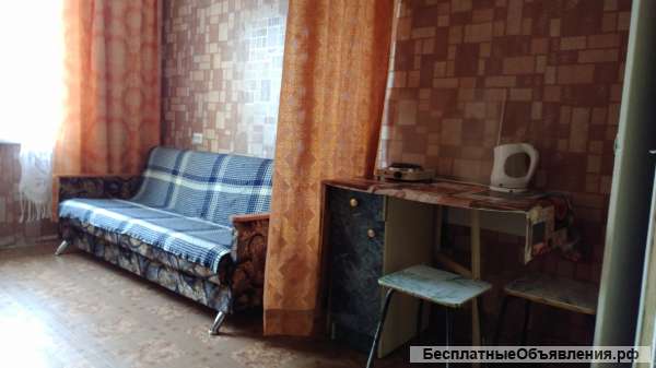 Комнату в общежитии на длительный срок