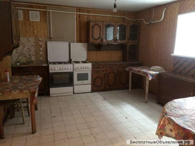 В ближайшем пригороде г. Армавира продам 3х этажный дом.