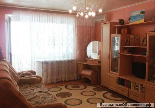 Комната с балконом для одного человека