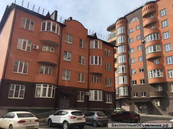 Трёхкомнатная квартира в новом доме, в центре Георгиевска