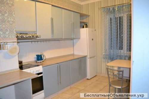 Классный хостел. Метро Левобережная. Без посредников.