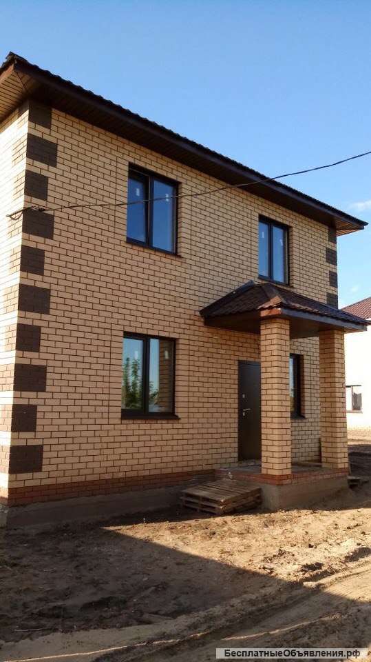 Коттедж в с.Столбище с участ. 5 соток.