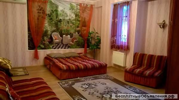 Ялта 2019.Коттедж 3-6 человек. Свой дворик, гараж. Рядом пляж