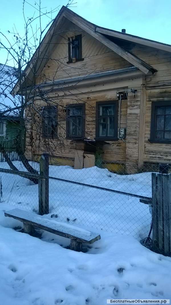 Дом с хозяйством