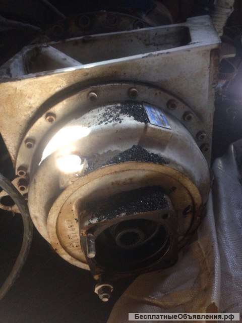 Редуктор ZF P3301 автобетоносмесителя, миксера