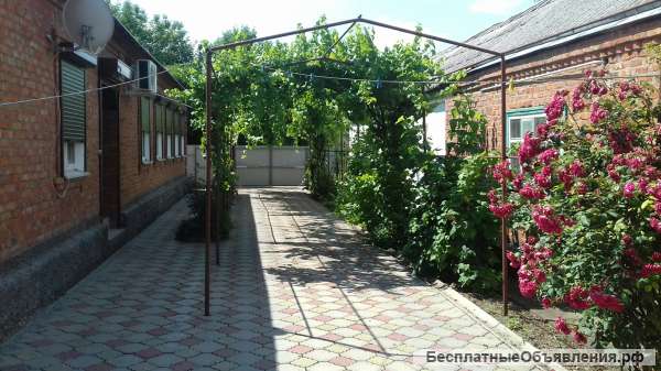 Дом в ст.Старощербиновской