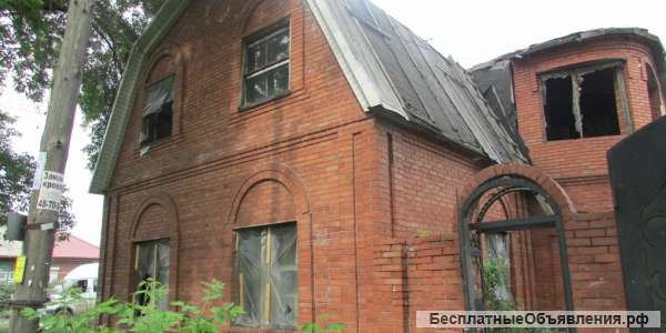 Коттедж 220 м² на участке 6 сот